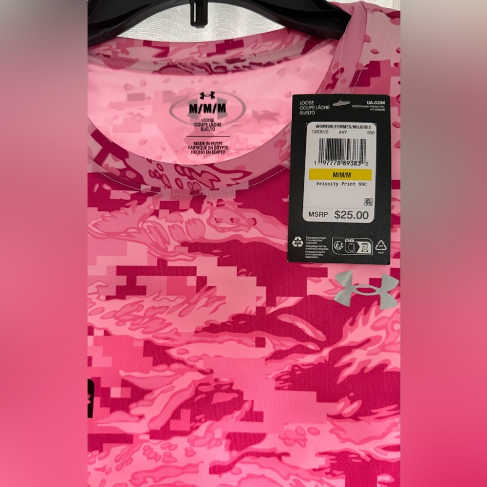 NWT Under Armour Pink Pixelated Camouflage Tee SZ M - Picture 2 of 3